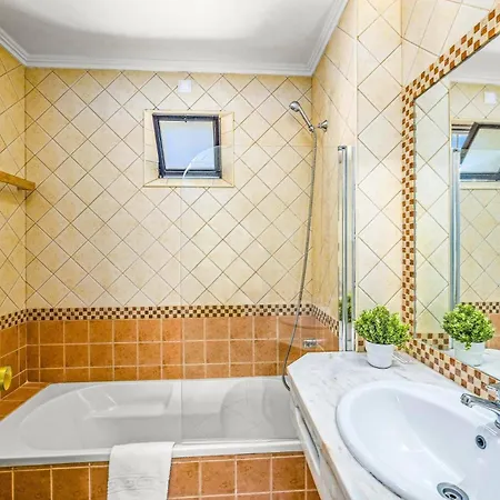 Sueste By 알부페이라